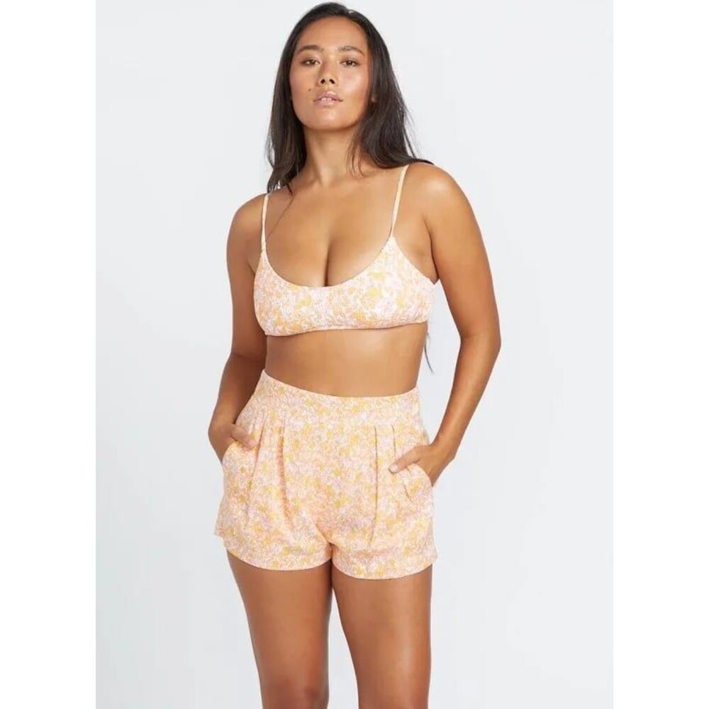 VOLCOM COCO HO BEACH Floral SHORT Women's Small NWT